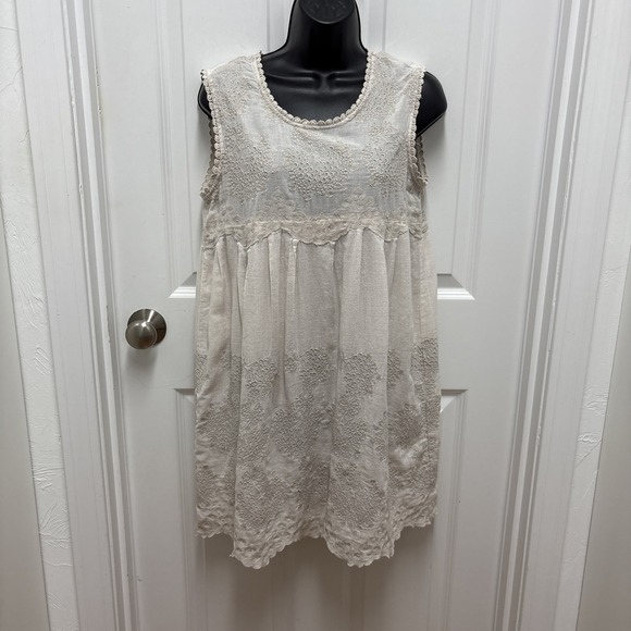 Woman's Embroidered Tan Lightweight Dress - Size Large - Picture 1 of 10